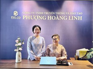 Chị Như Phượng và chị Kim Linh founder PHL Co